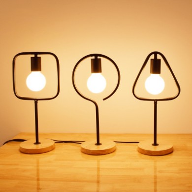 Simple Modern design wooden table lamp