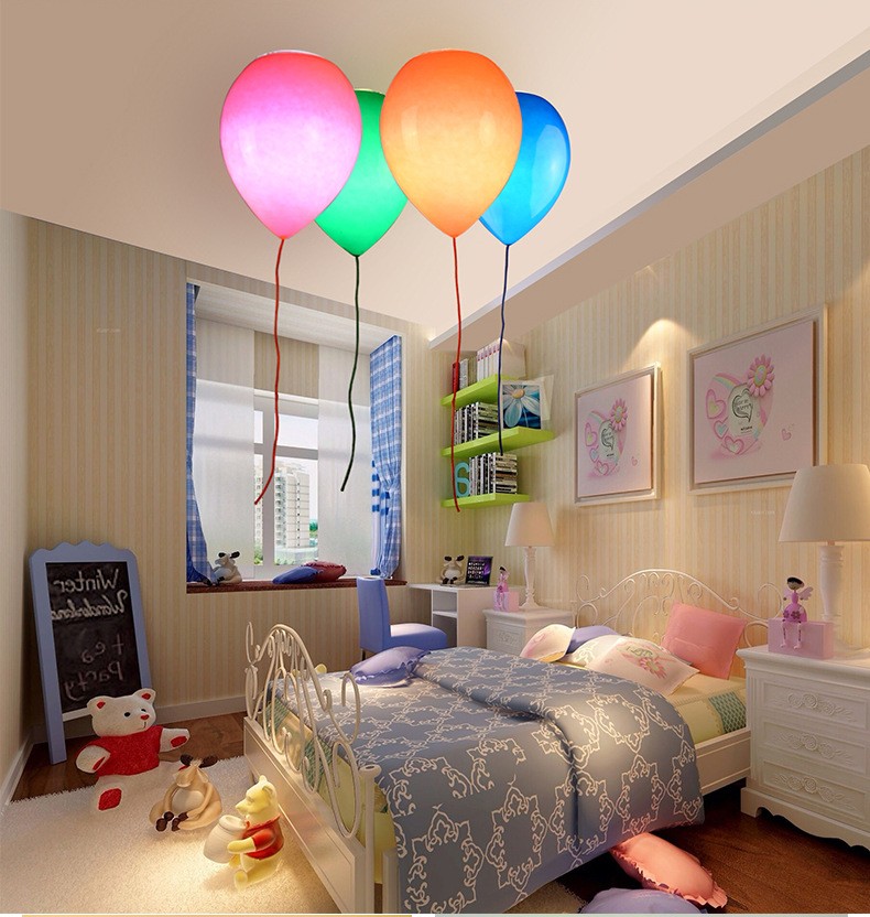 Memory Balloon Ceiling Light