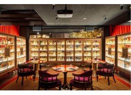 Hotel Chandelier: The Ultimate Guide Hotel Chandelier: The Ultimate Guide